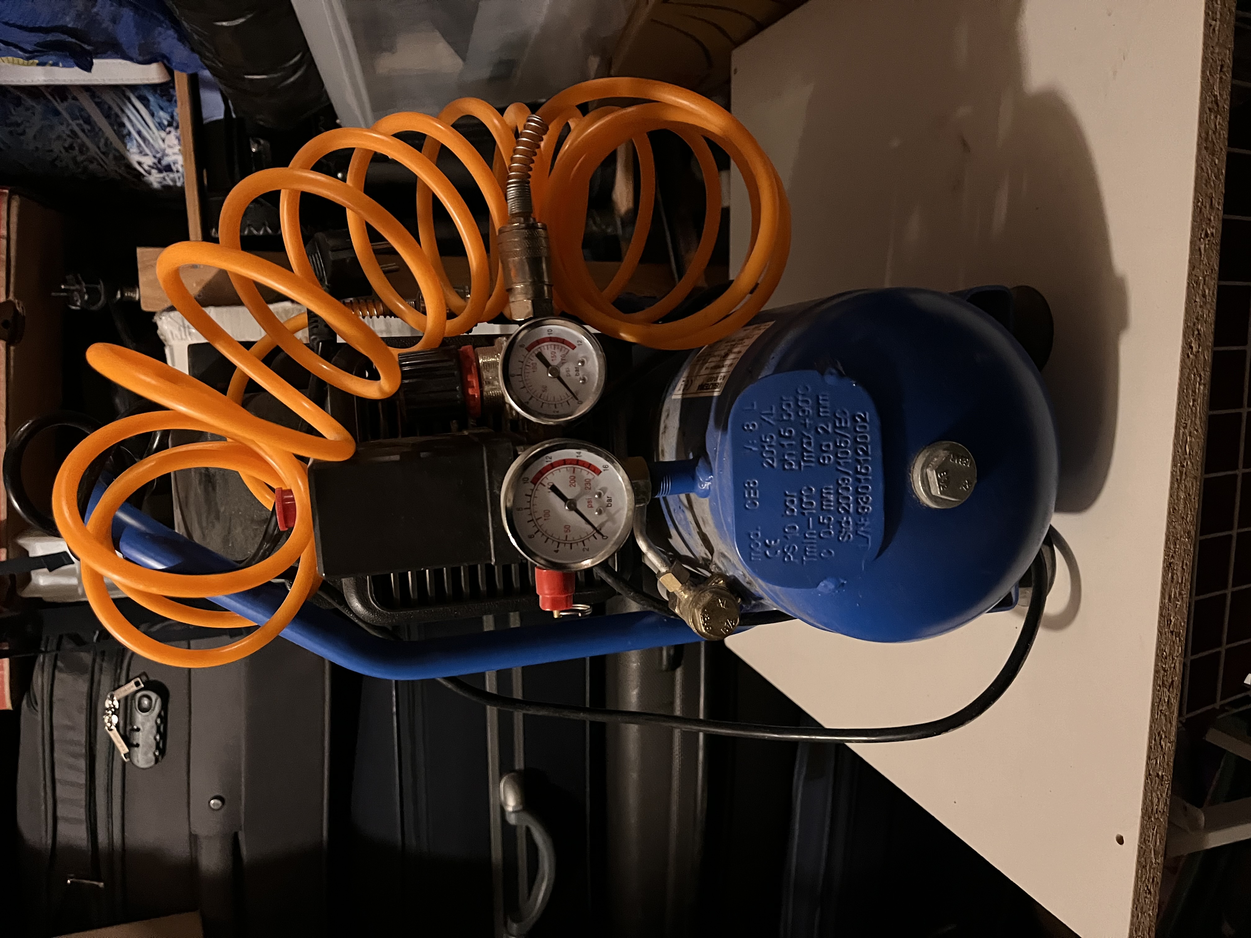  biltema ce8 kompressor – 8l, 10 bar, perfekt til hjemmebruk