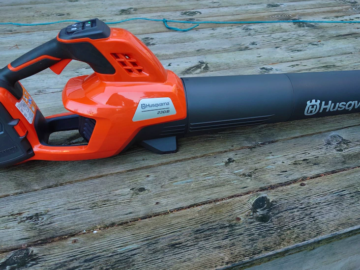 Högeffektiv lövblås