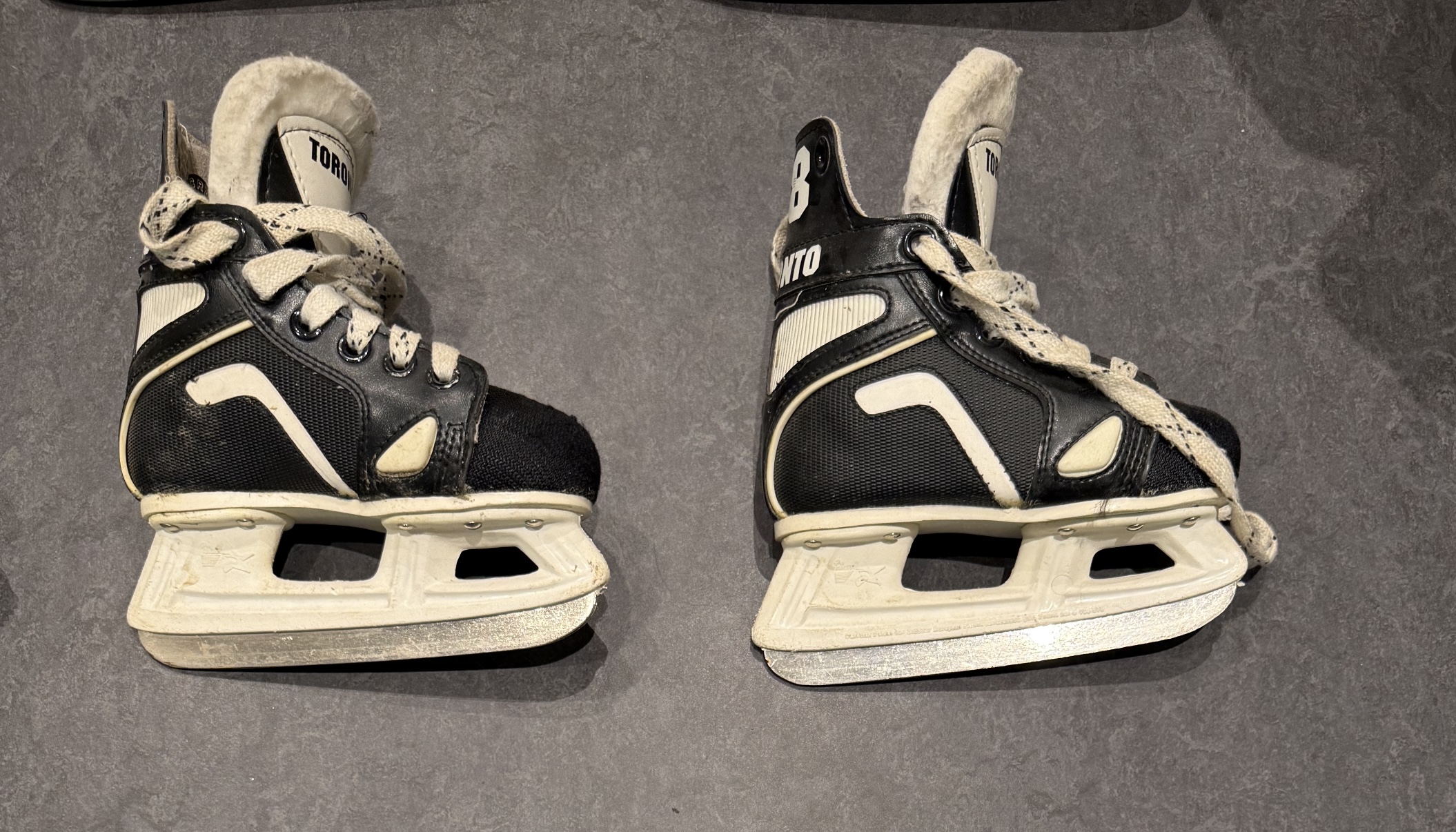 Skøyter str. 27 og 32