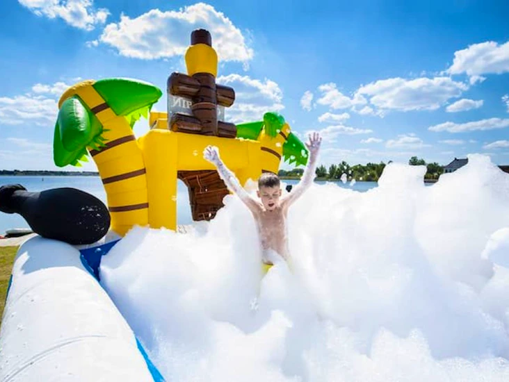 Skumparty gjør det selv oppblåsbart