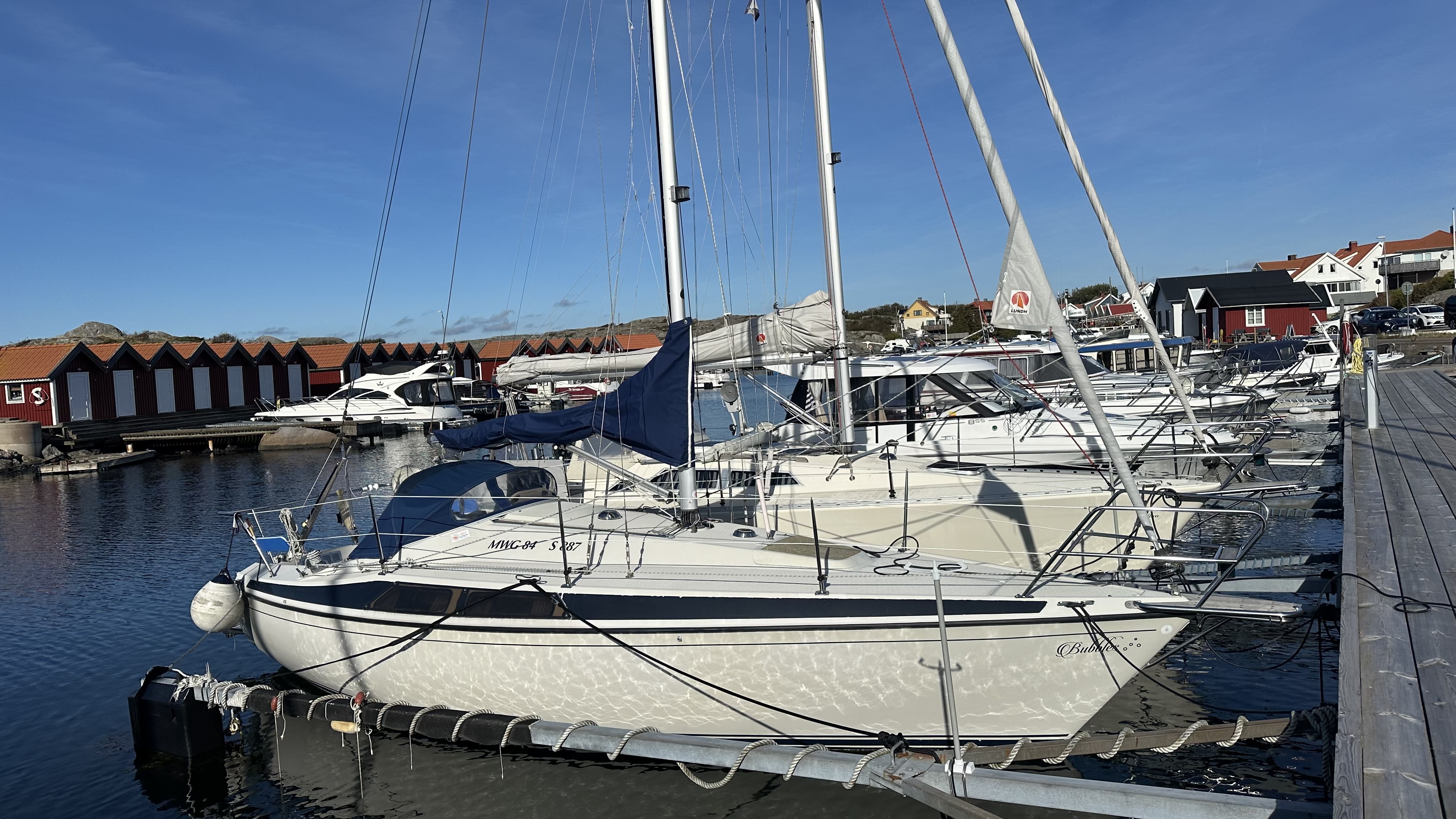 Fin och trivsam segelbåt, maxi 84