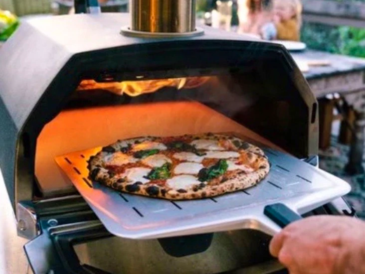 Pizzaugn till sommarens trädgårdspartyn