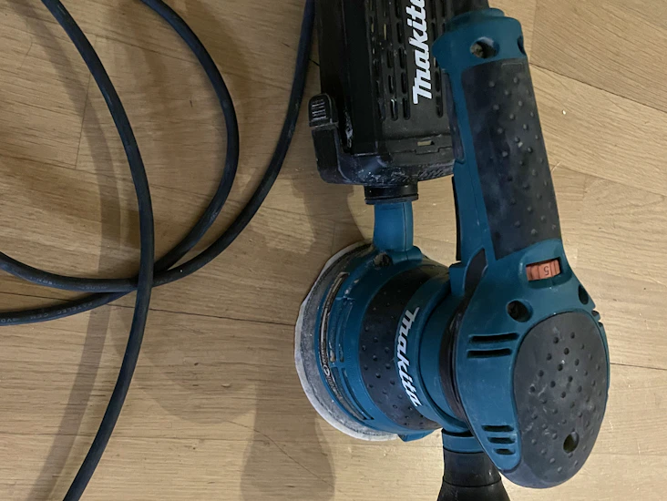 Epäkeskohiomakone makita bo5041