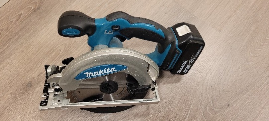 Makita sirkelsag 18v dss610z
