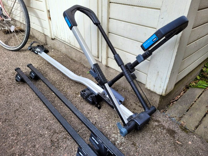 Polkupyörä kattoteline