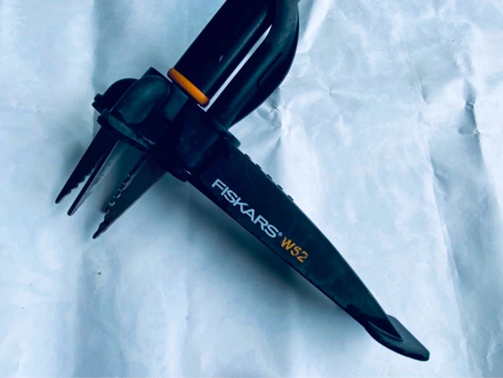 Fiskars rikkaruohopoistaja