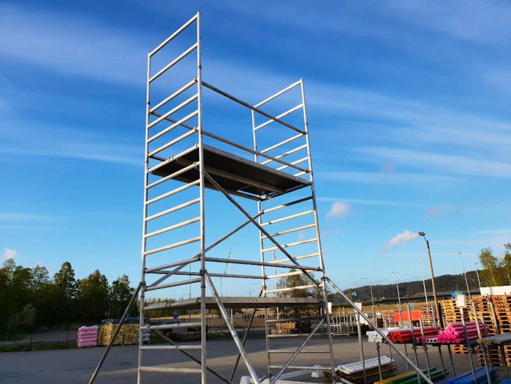 Custer ställning på hjul 130x250x650 nr.3