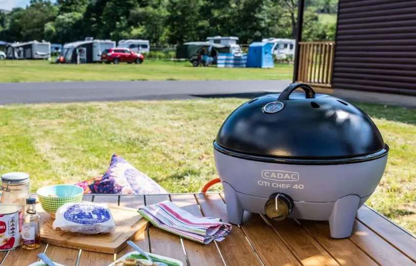 Cadac citi chef 40 – komplett portabelt grill-, wok, gasolspis och matlagningspaket