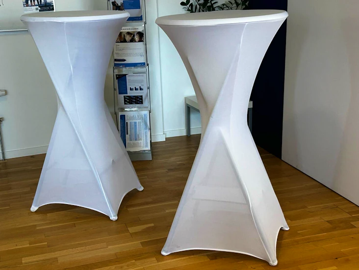 Ståbord med överdrag (1-3 st.)