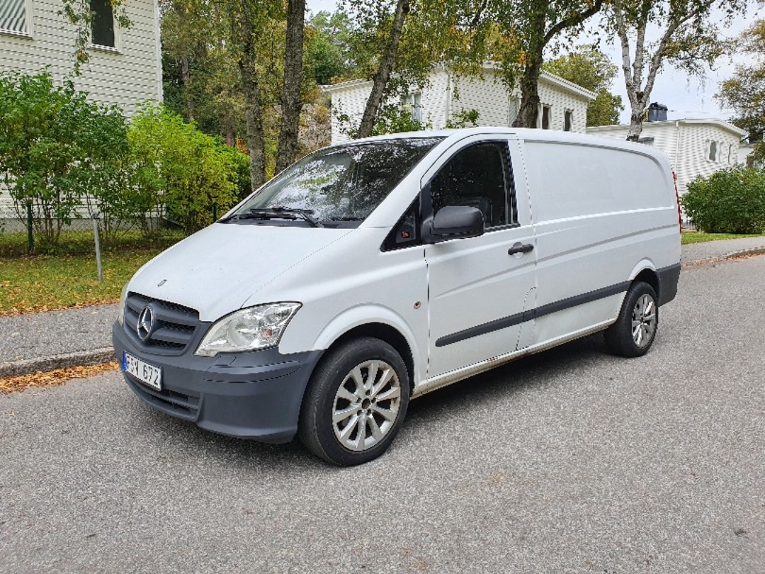 Skåpbil automat  - mercedes vito 113 