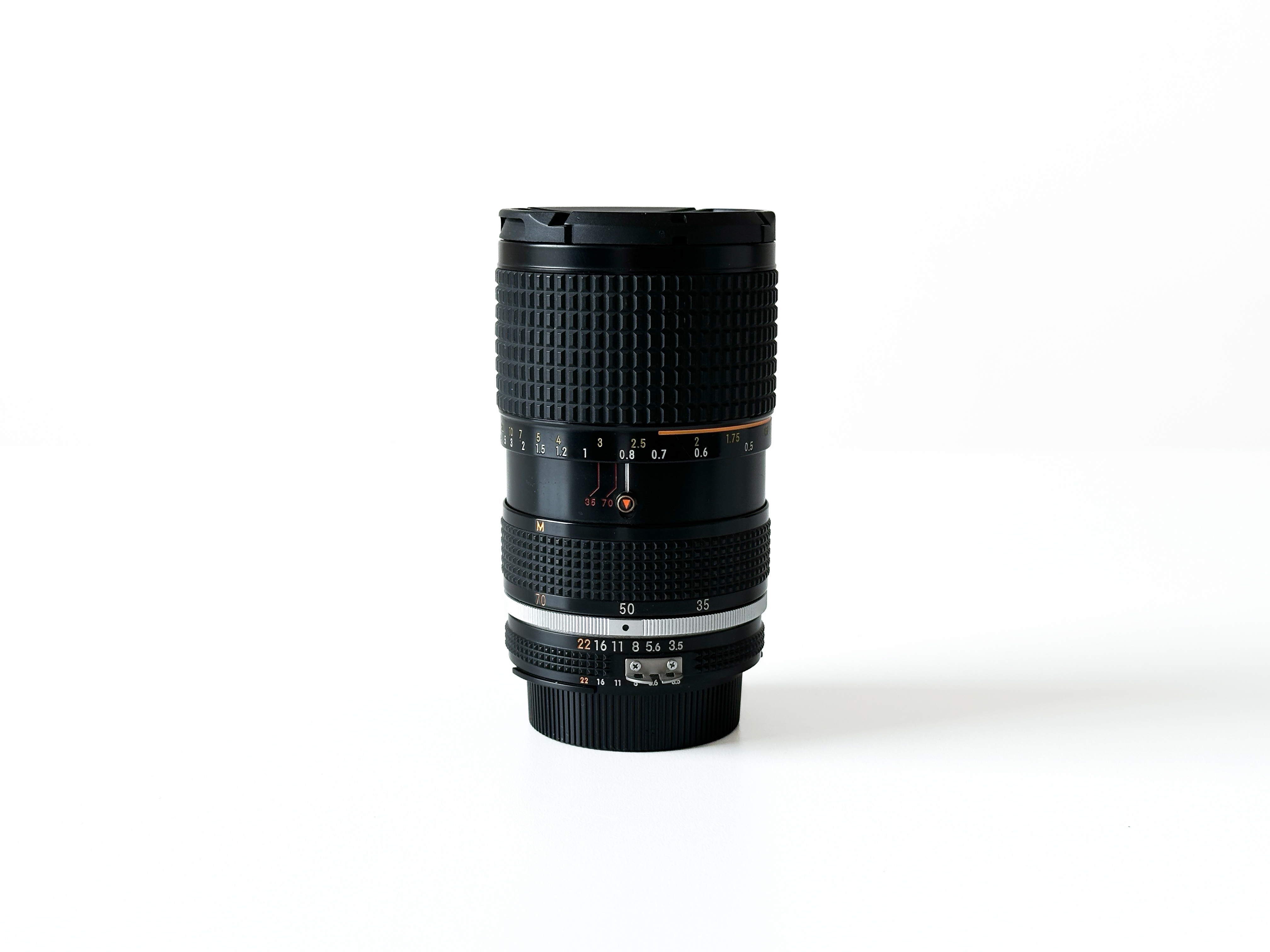Nikon ai-s 35-70mm f/3.5 lens (nikon fm3a)