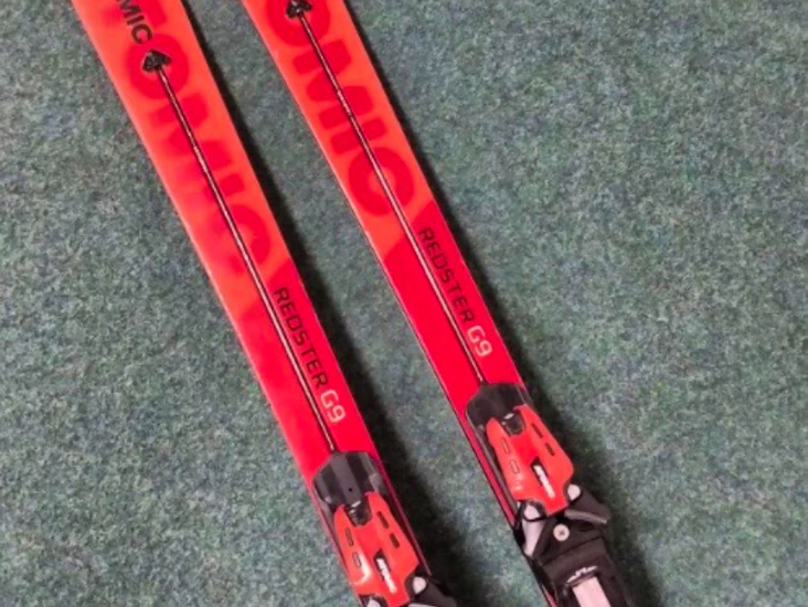 Atomic redster g9 177cm laskettelusukset