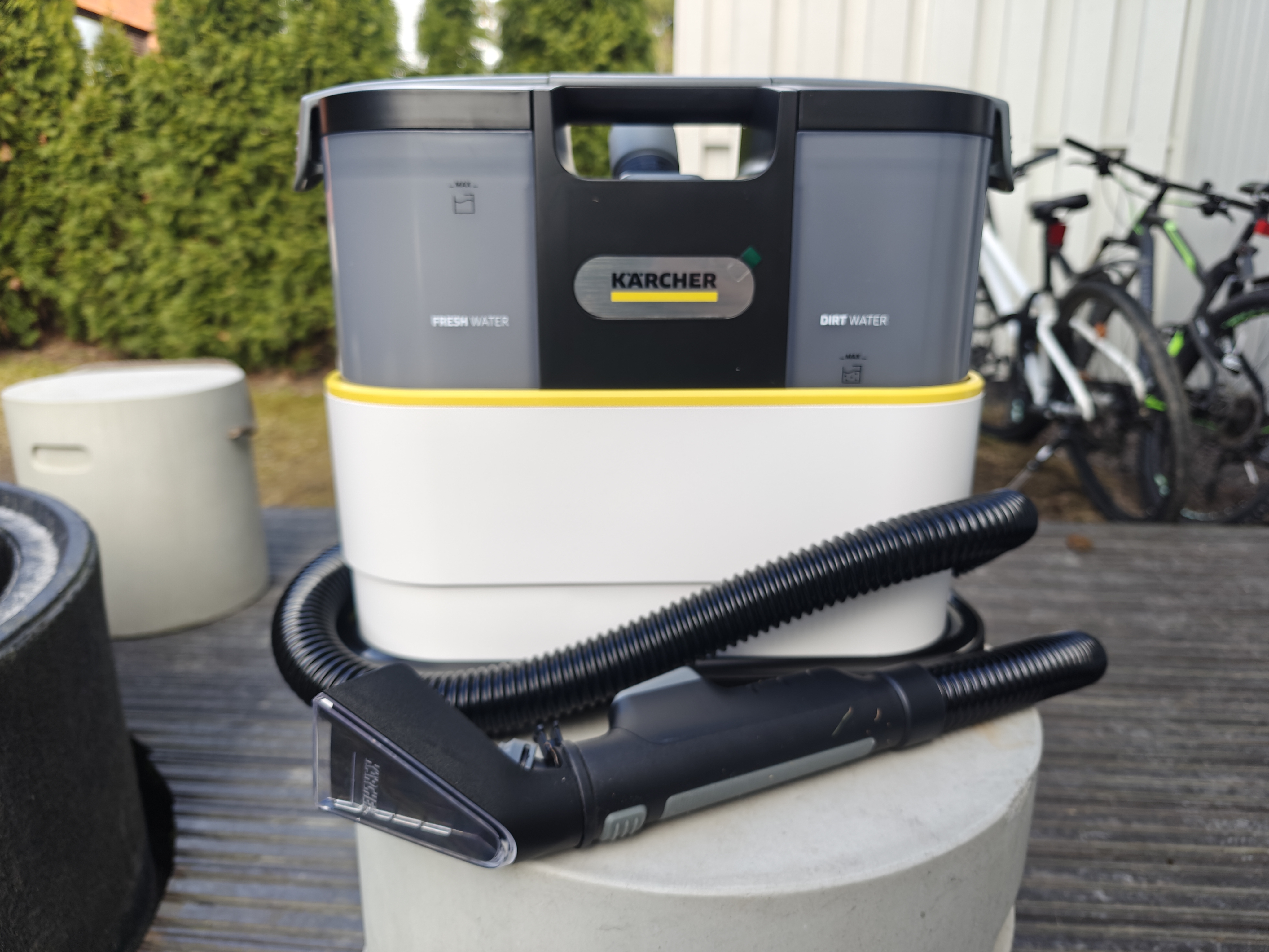 Kärcher se 2 spot care tekstiilipesuri