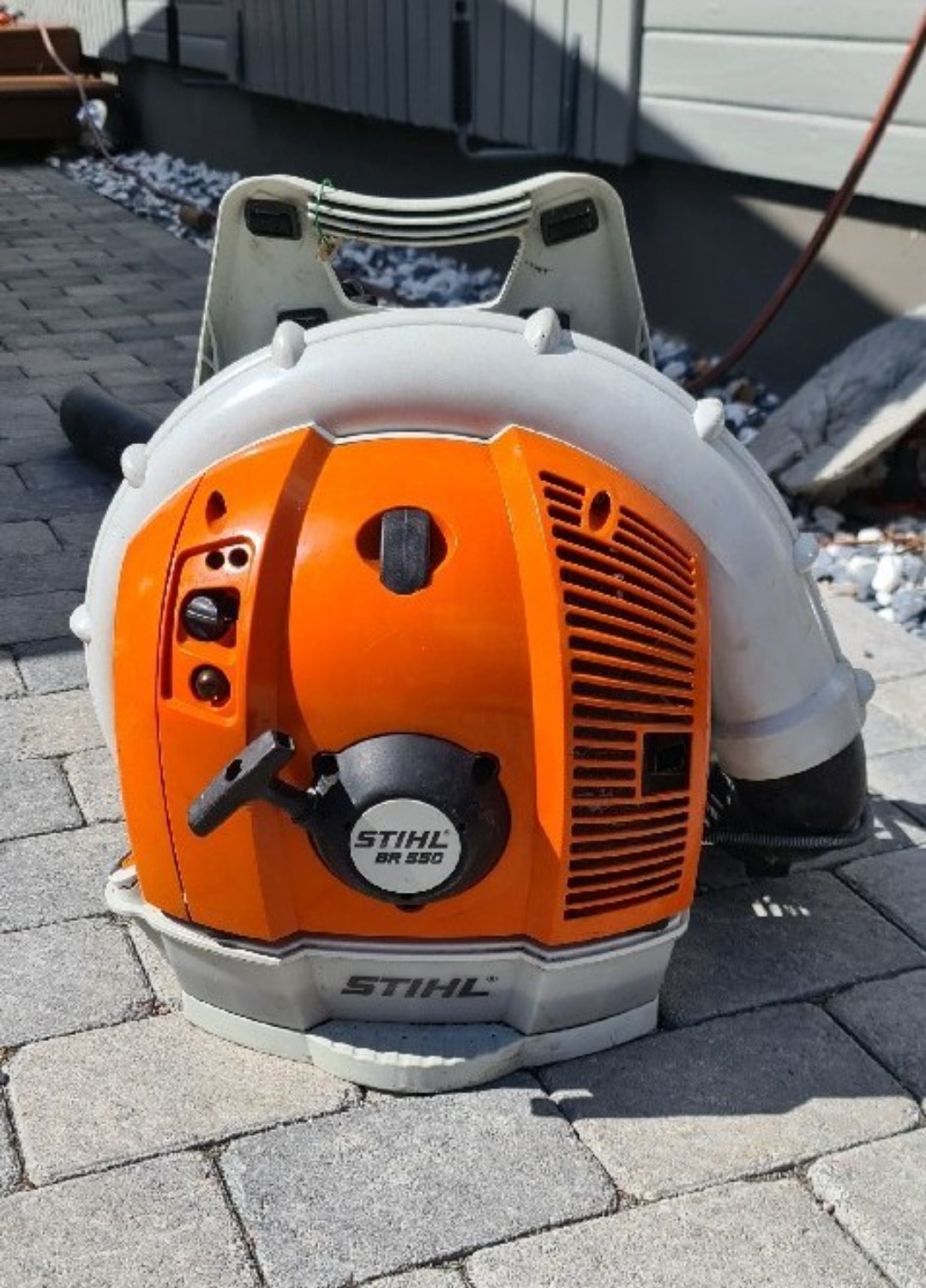 Blås med stihl. bensindriven 2-takt br550