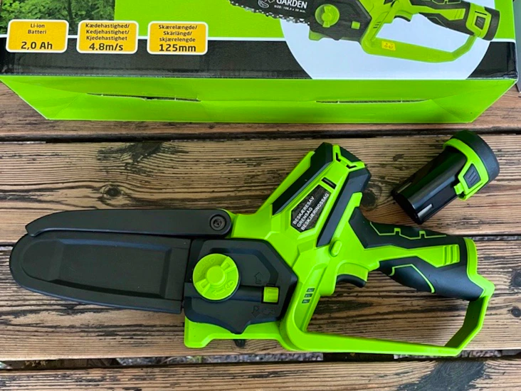 Grensåg batteridriven