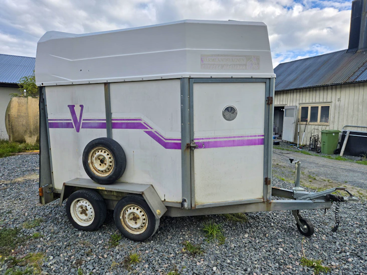 Hästtransport värmlandsvagn boggi