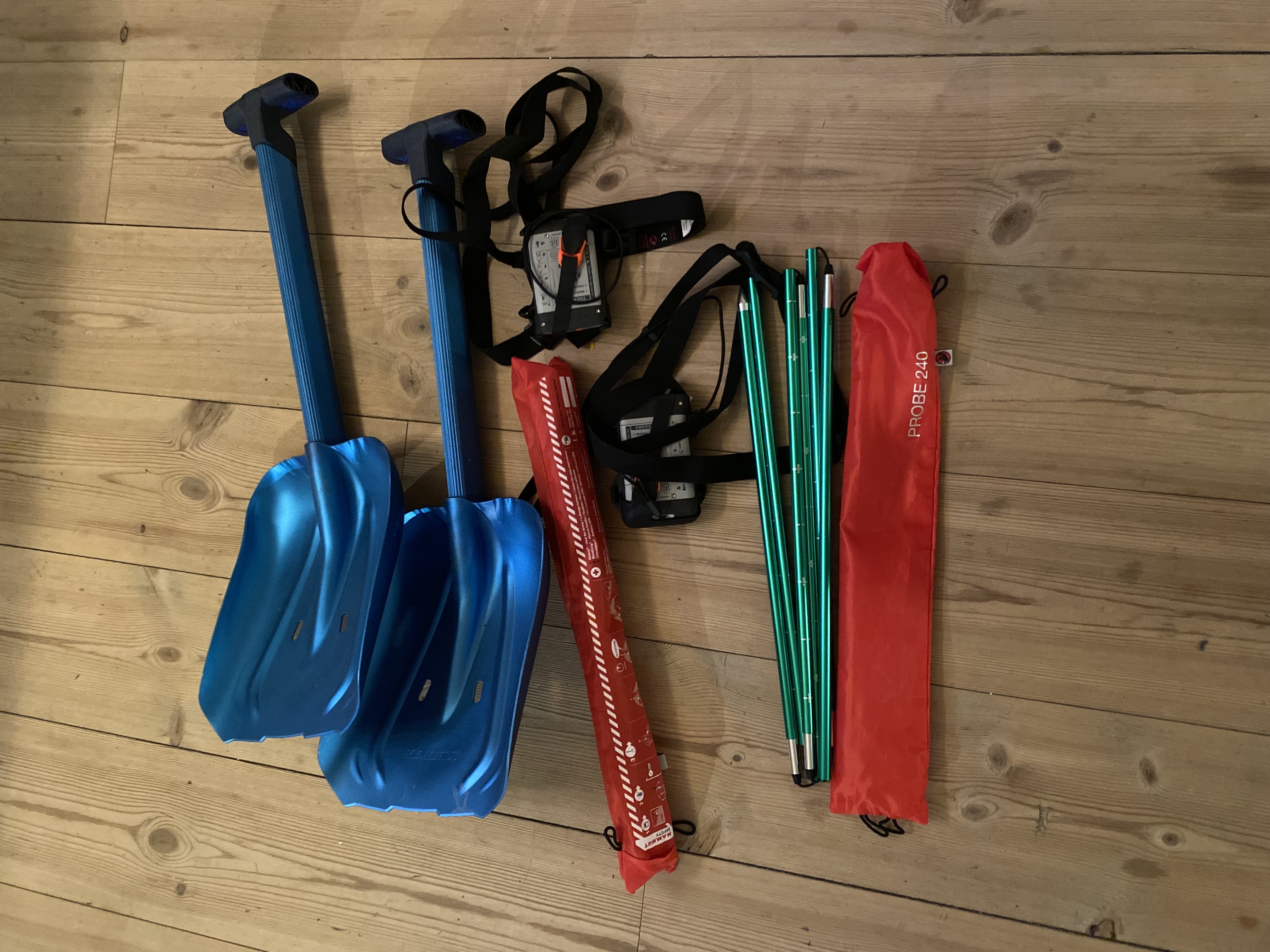 2 sett med skredutstyr sett fra mammut! (tromsø)