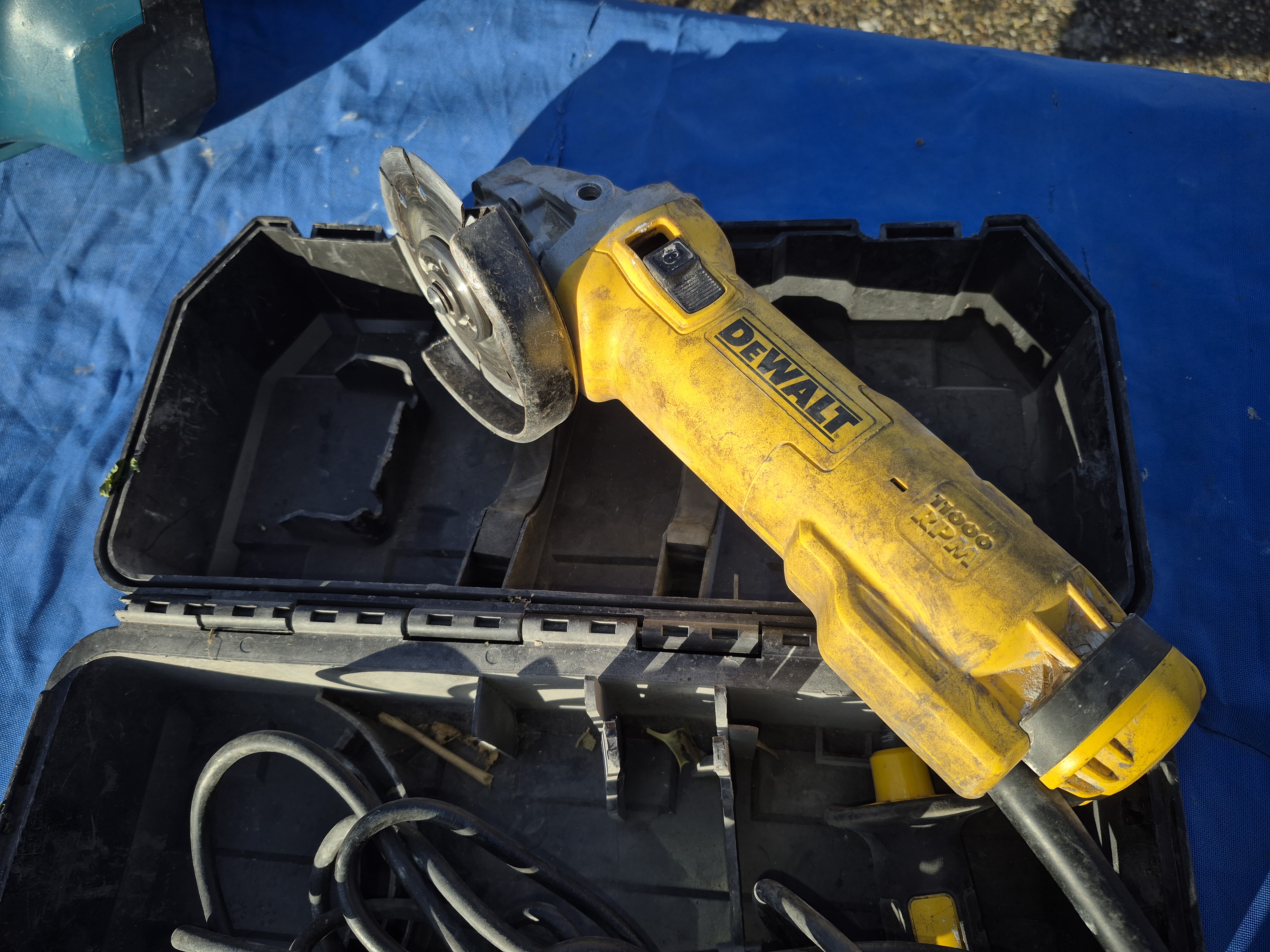 Dewalt angle grinder