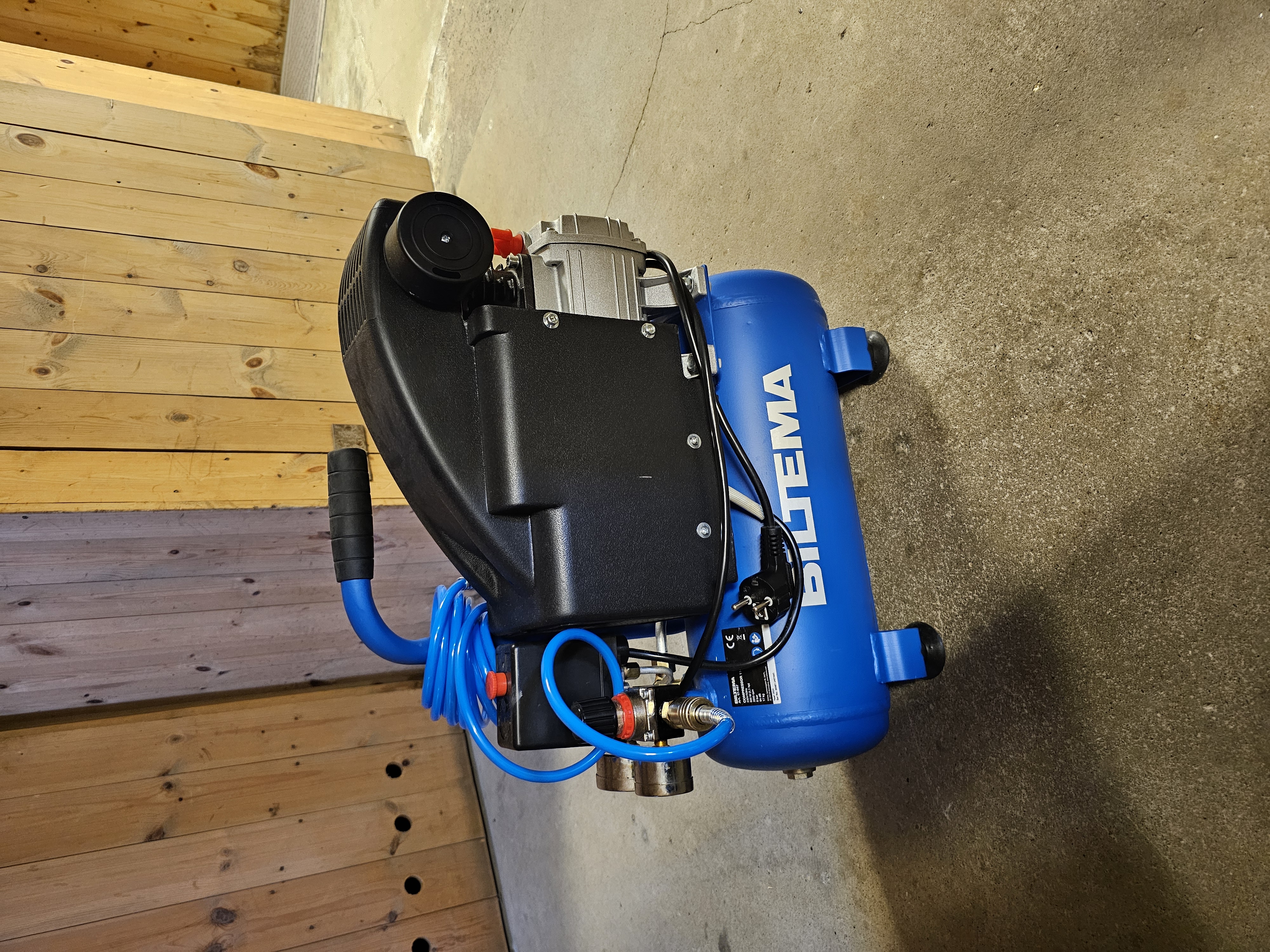 Kompressor 8l  + luftverktøy + dykkertpistol