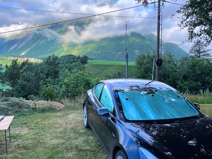 Solskjerm - komplett sett - tesla model 3