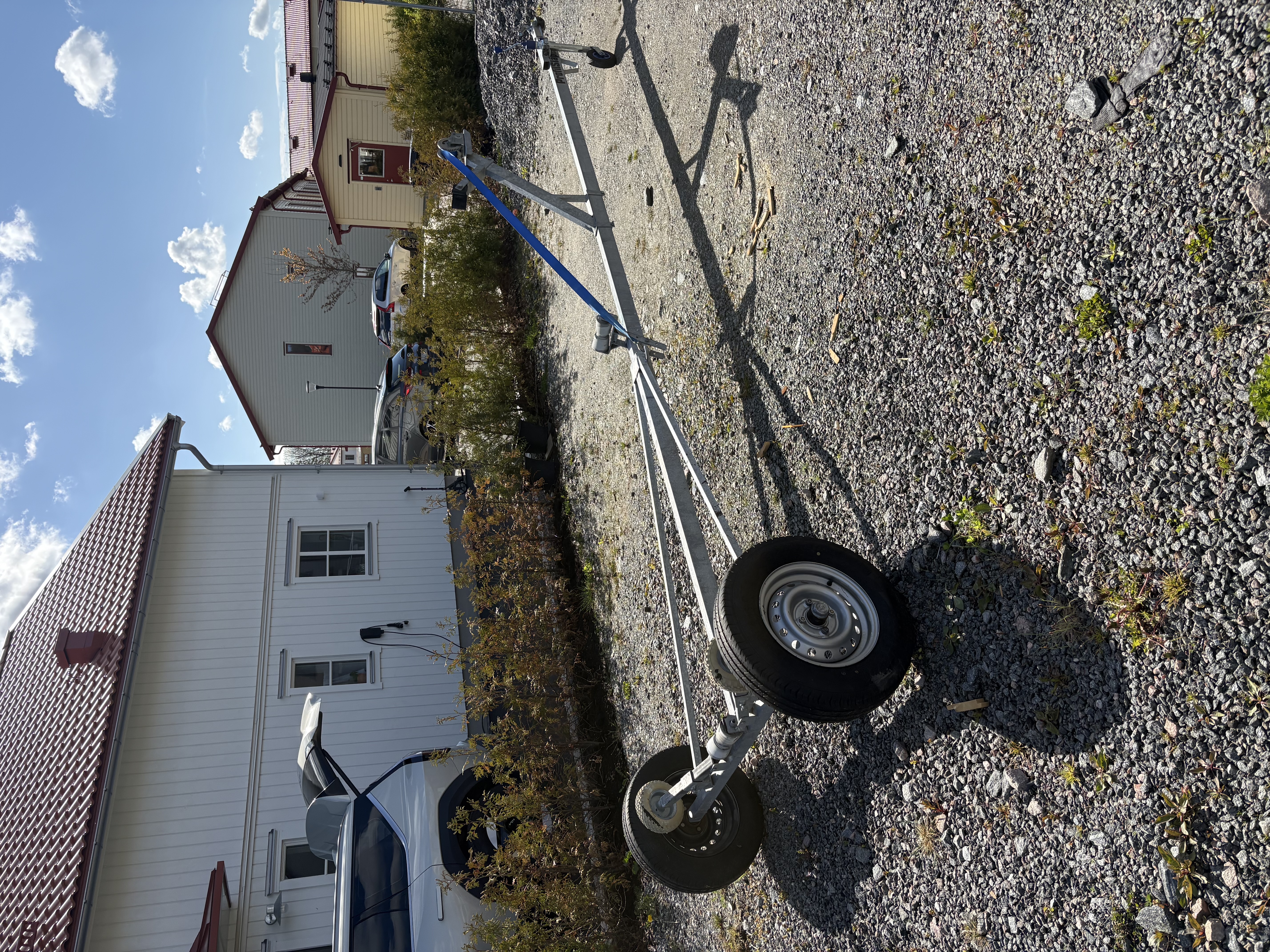 Båtvagn 850kg, 30km/h, båt upp till 5,5m