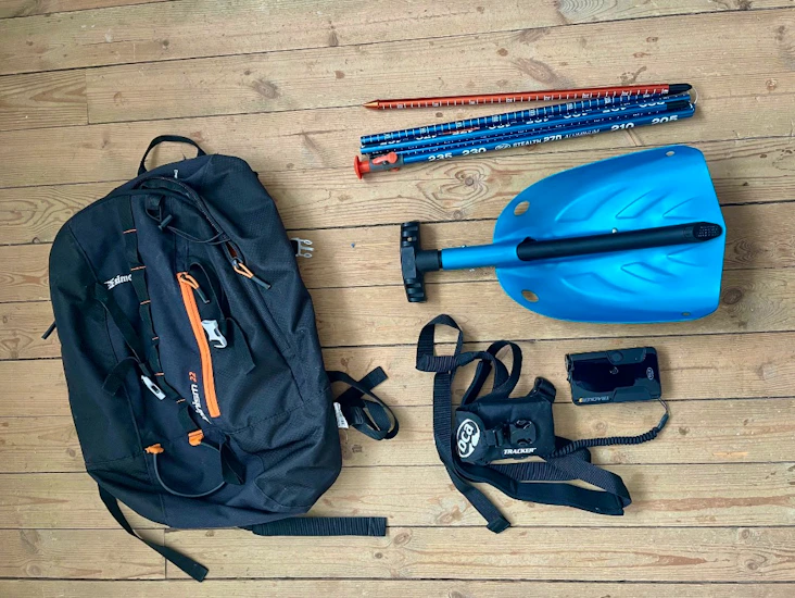 Komplett lavinutrustning med ryggsäck