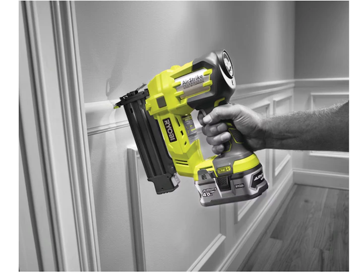 Ryobi one+ akkuviimeistelynaulain