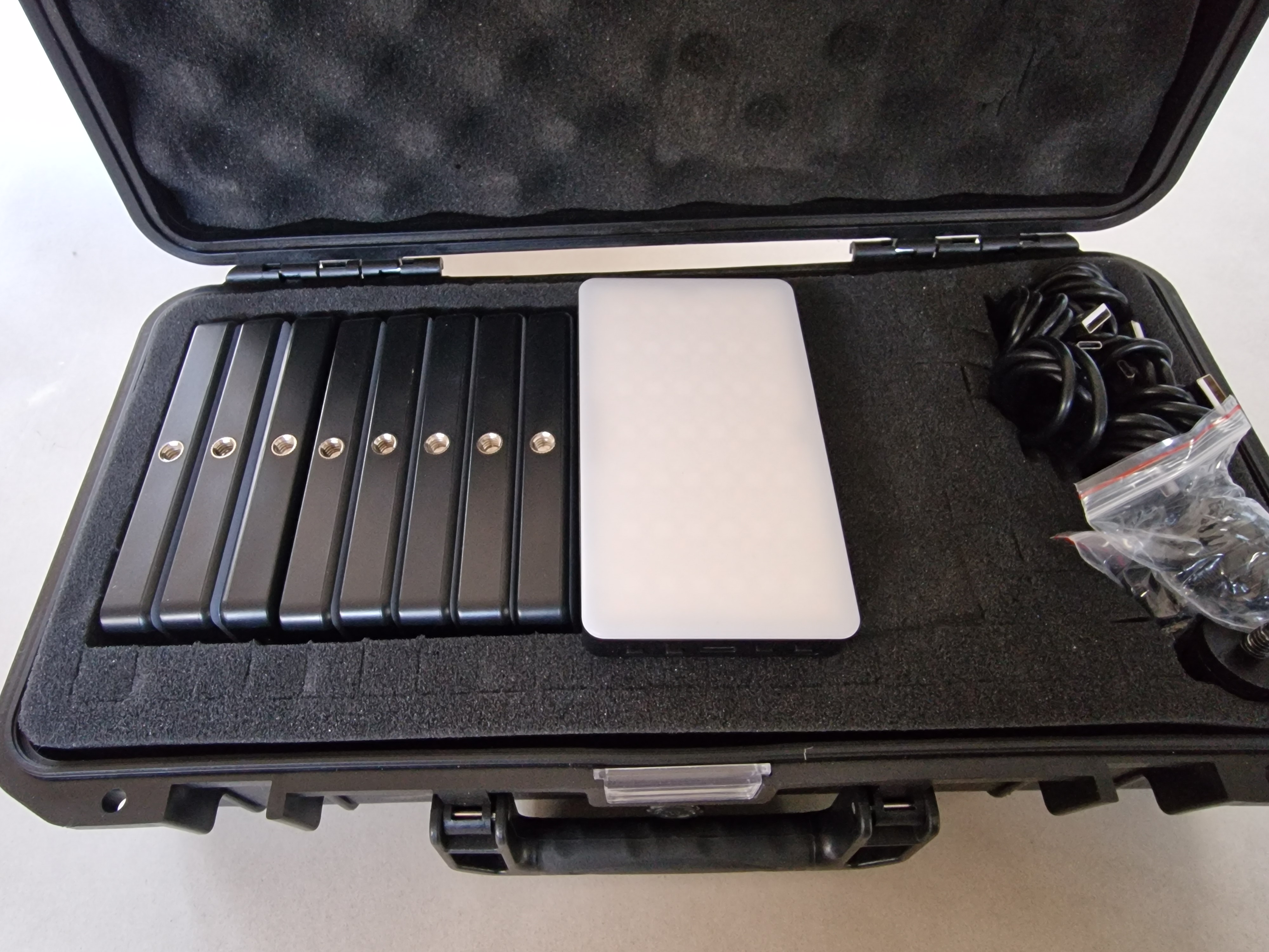 10x aputure style fx light