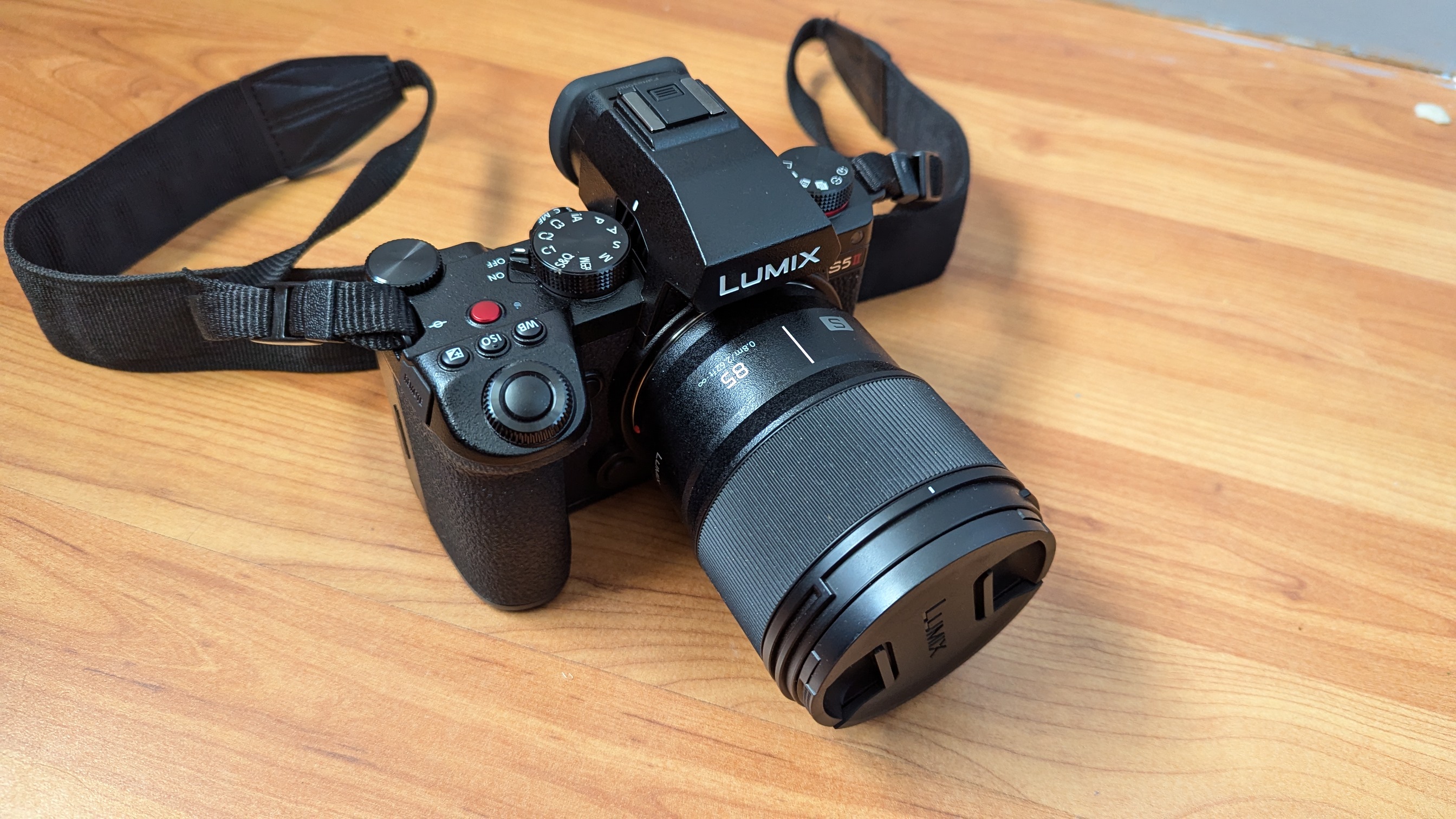 S5m2 with 85mm lens f1.8