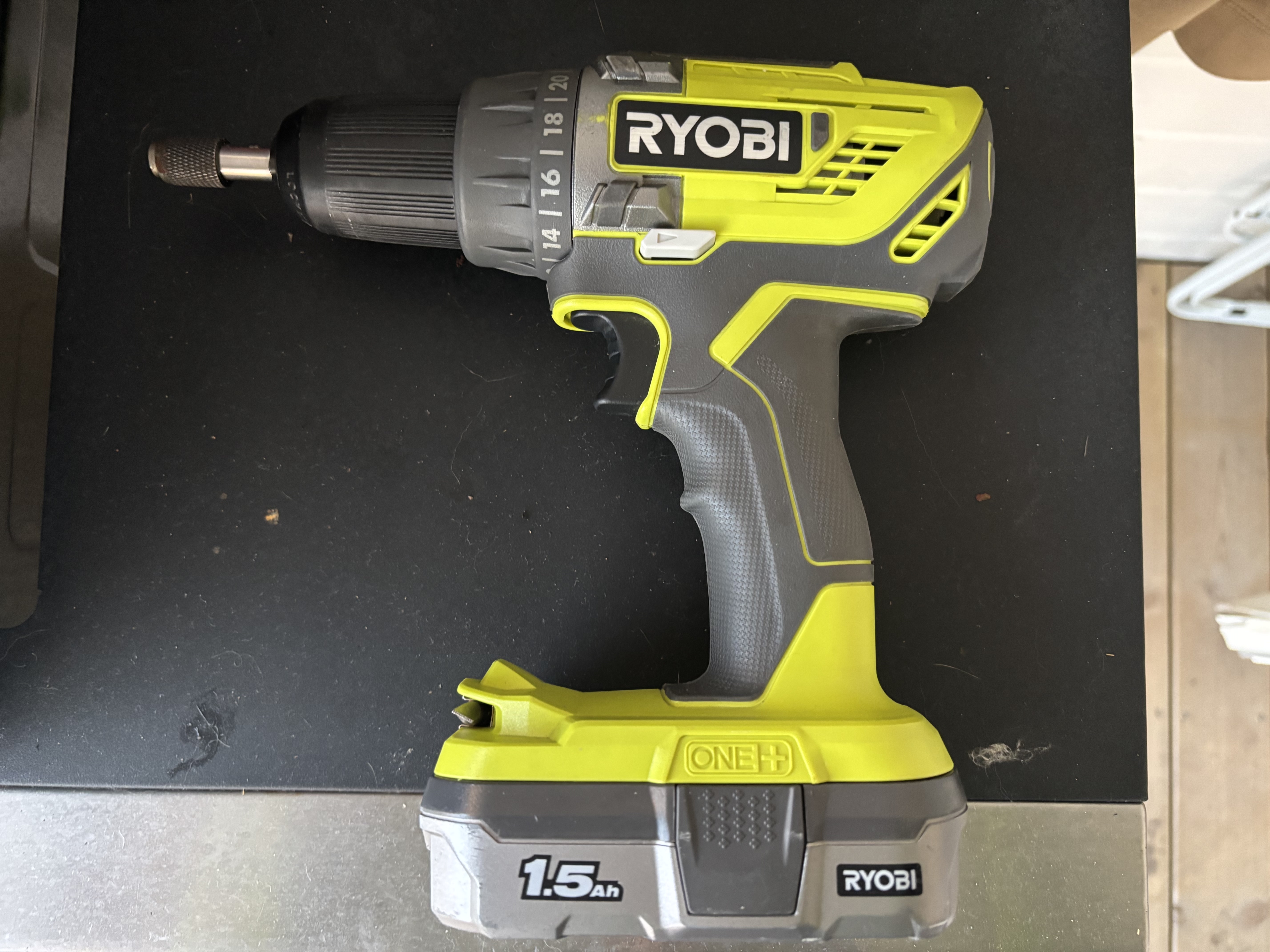 Ryobi r18dd3 18 volt 