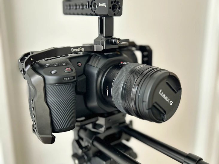 Blackmagic pocket cinema camera 4k - ready-to-shoot package