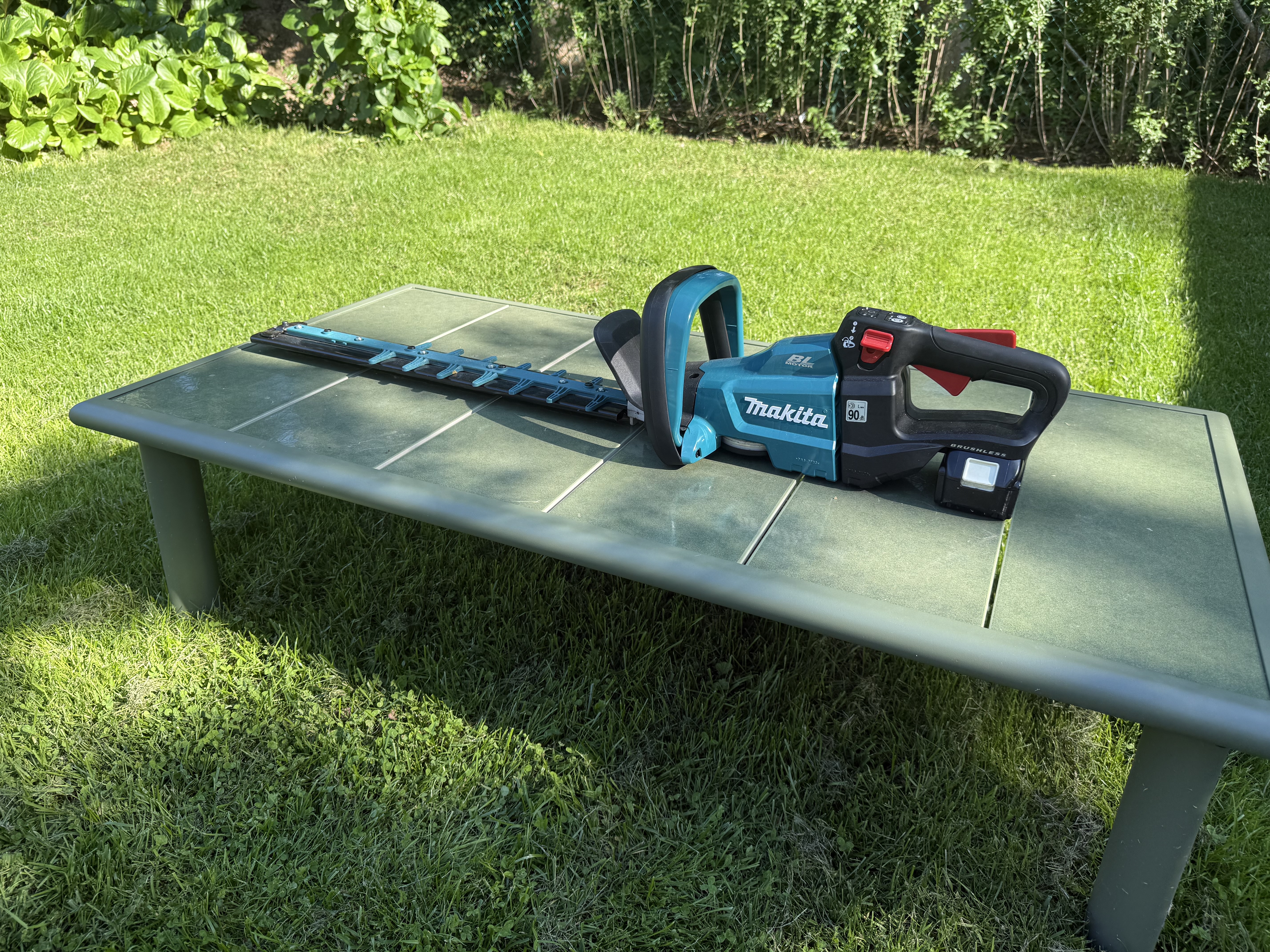 🌳 kraftfull häcksax – makita duh502z (batteridriven) 🌳