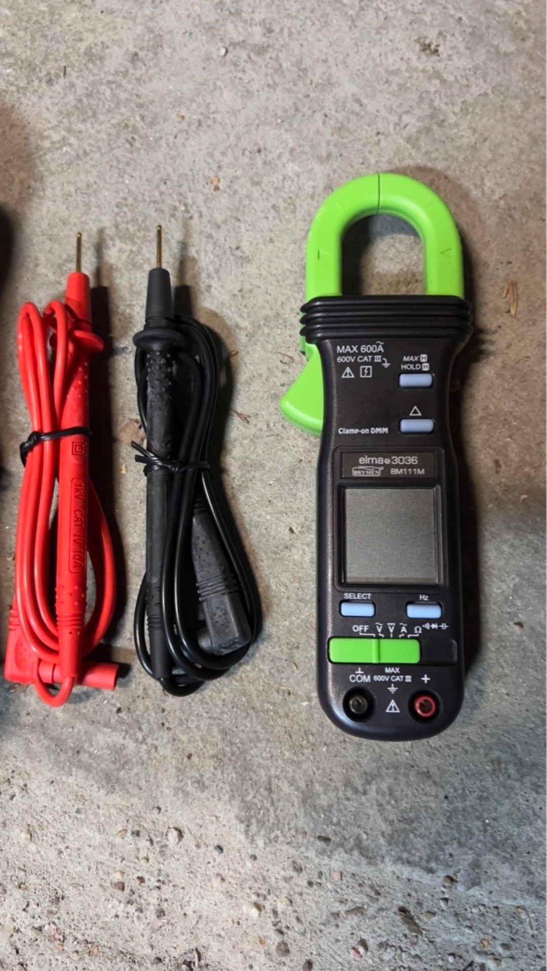 Tang ampere meter, med spenningstester. rms