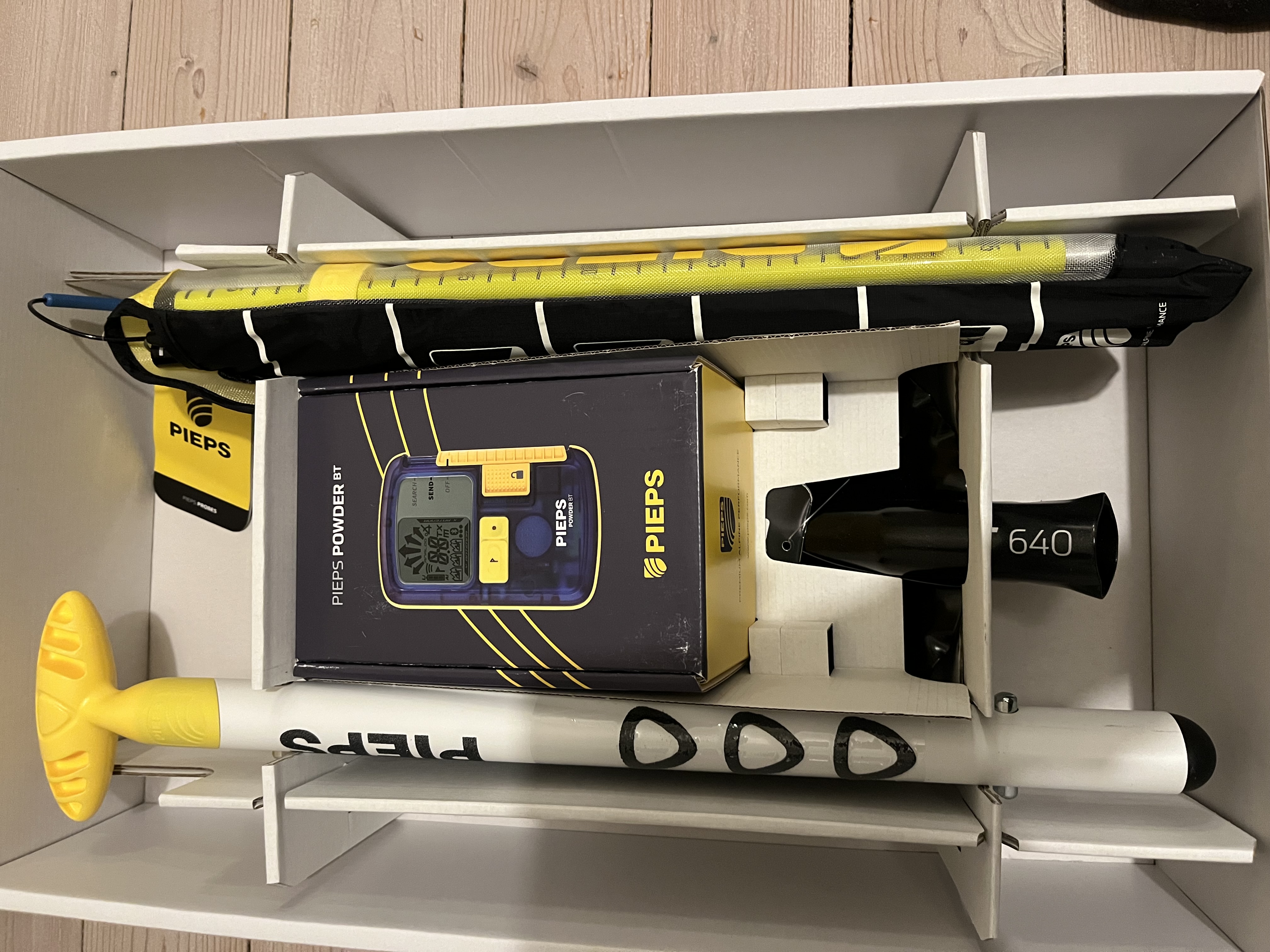 Lavinsändare / transceiver, spade och sond