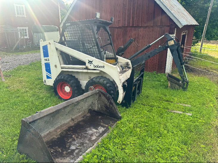 Bobcat 743