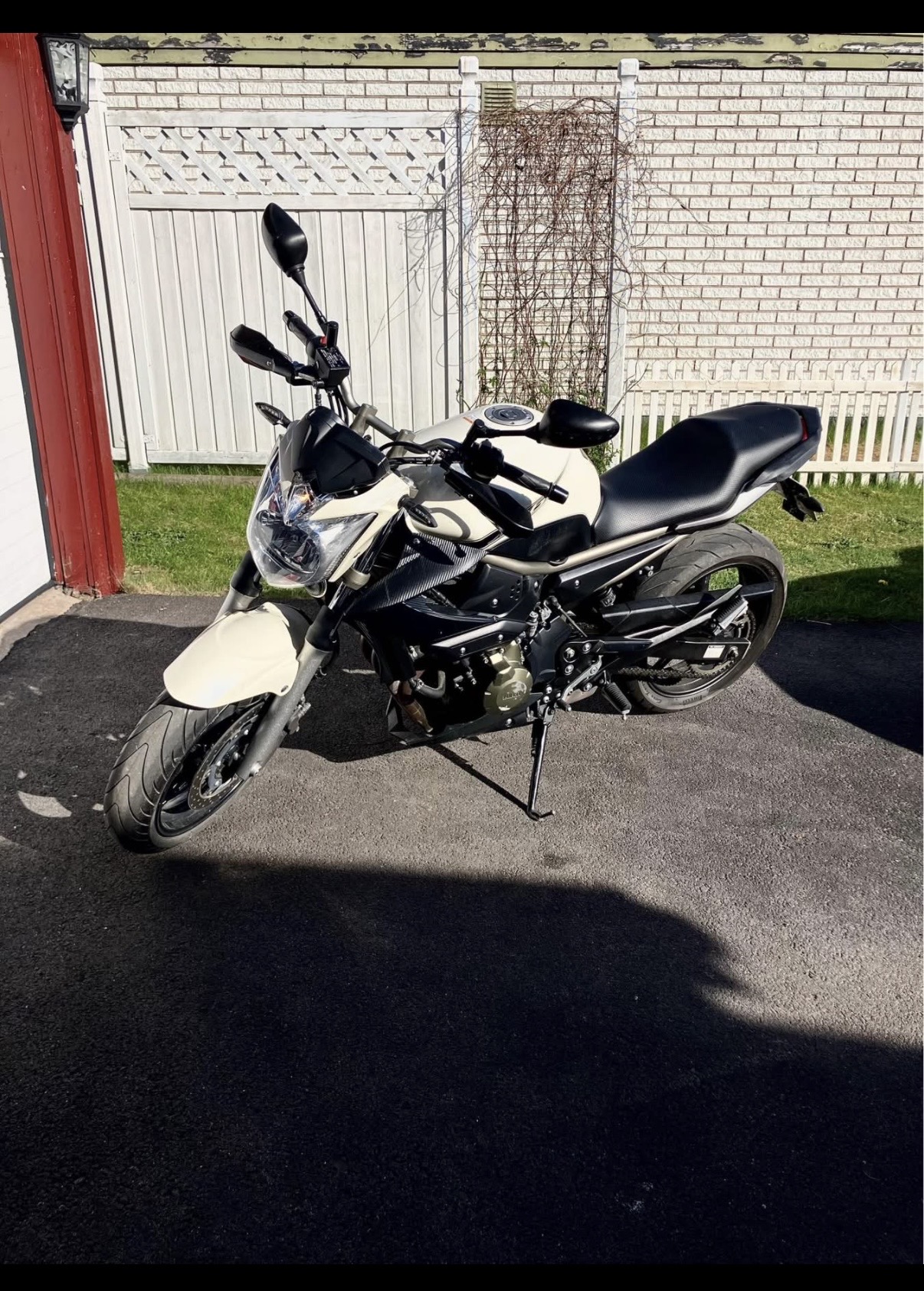 Yamaha xj6