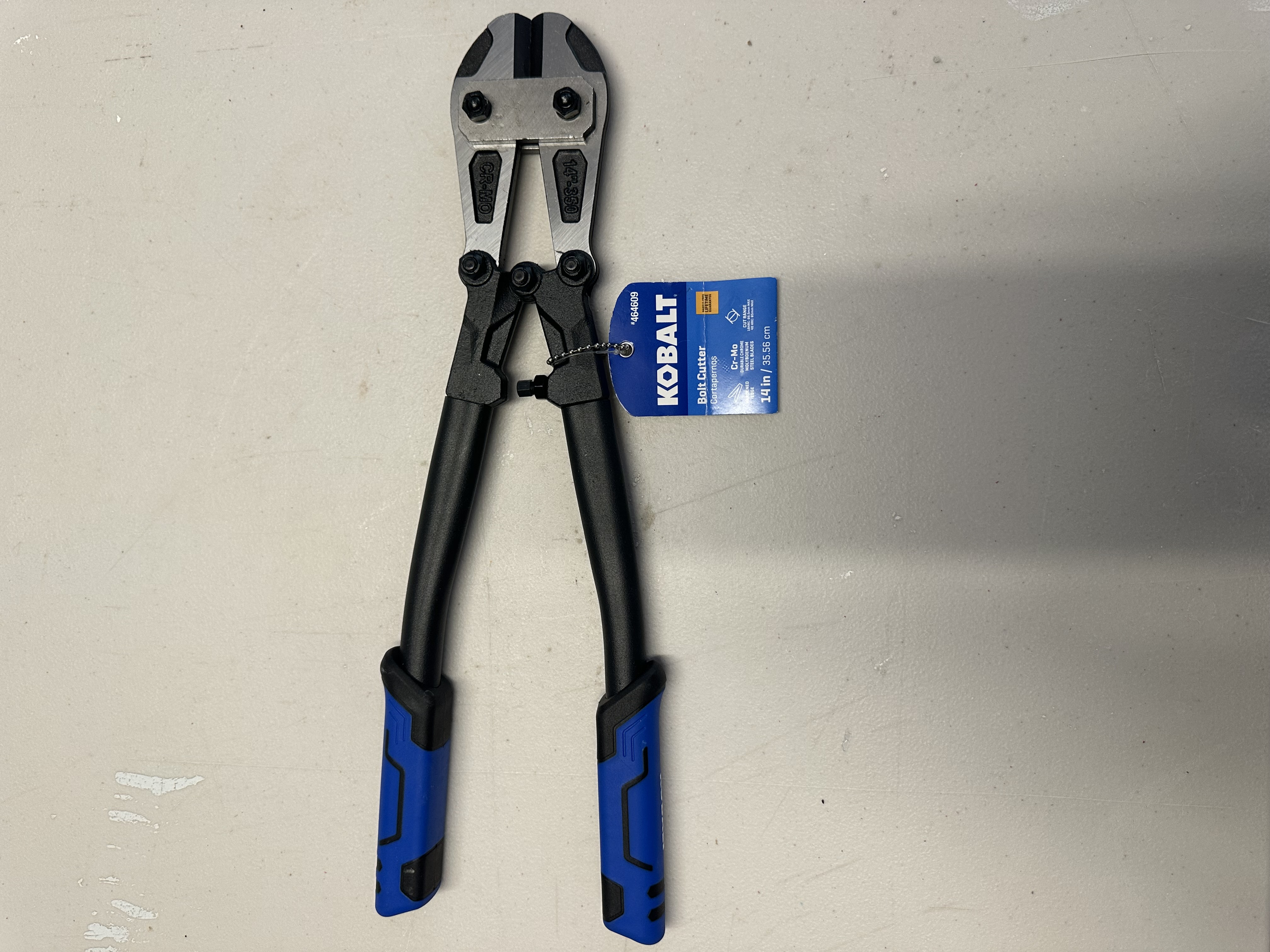 Bolt cutters