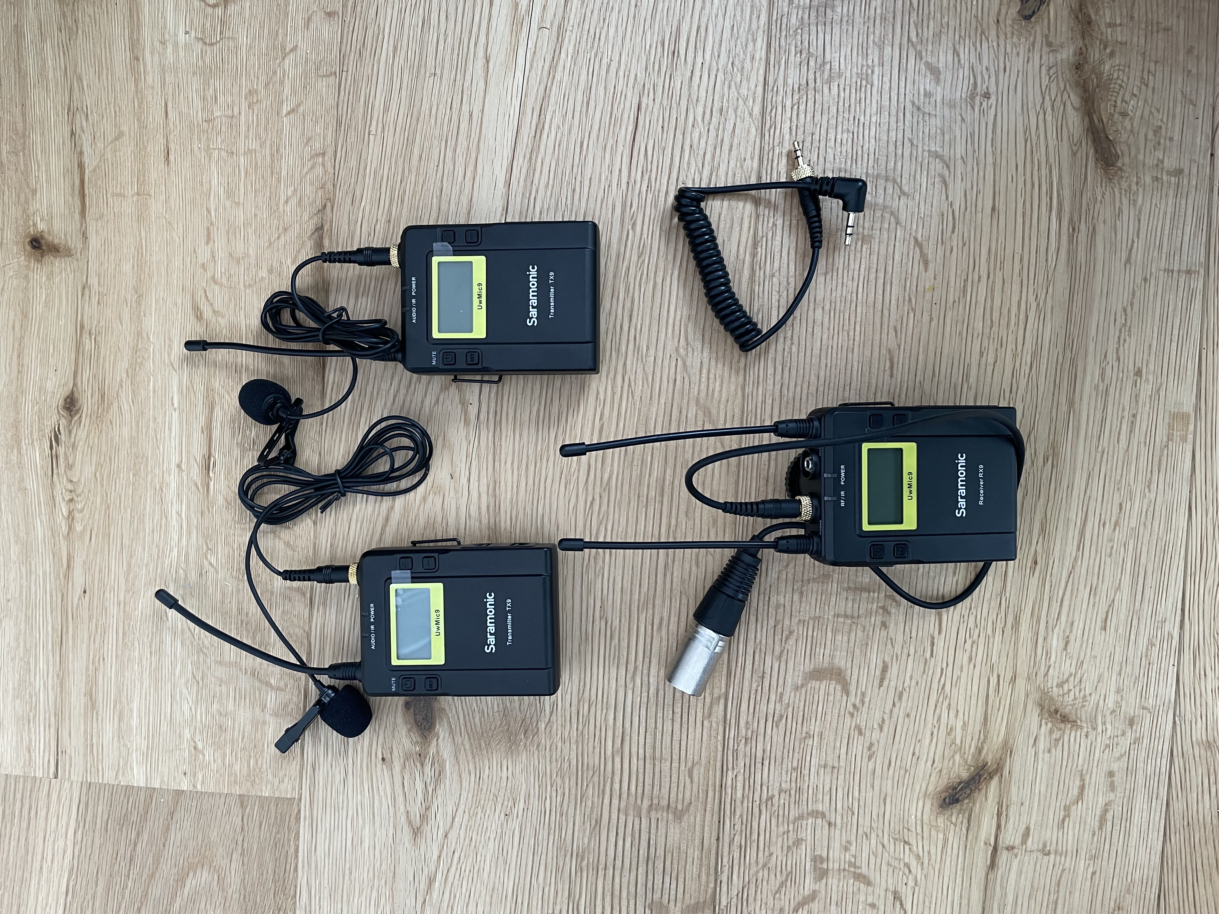 Saramonic double radio lapel mic kit
