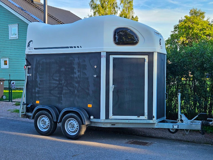 Cheval liberté gold