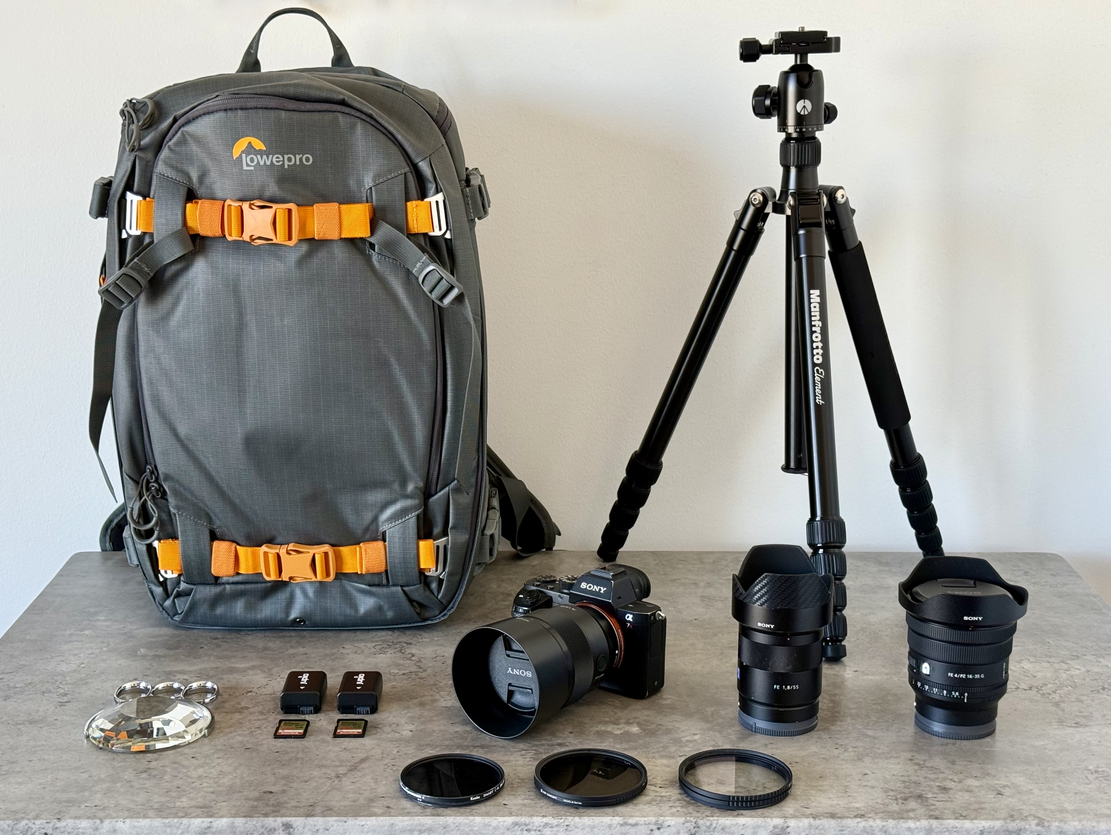 Sony a7 foto-kit 3 objektiv & tillbehör