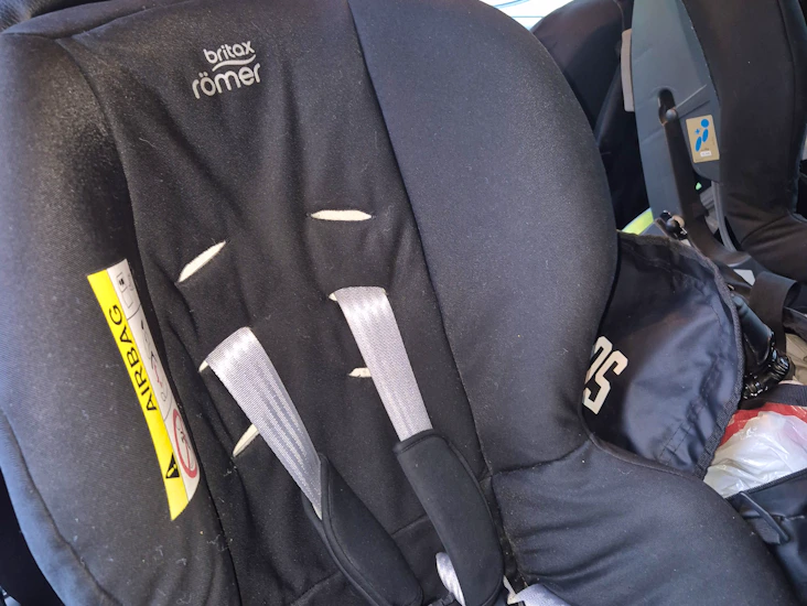 Bakåtvänd barnstol 0-25kg