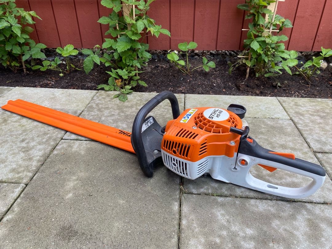Häcksax bensindriven stihl hs 45
