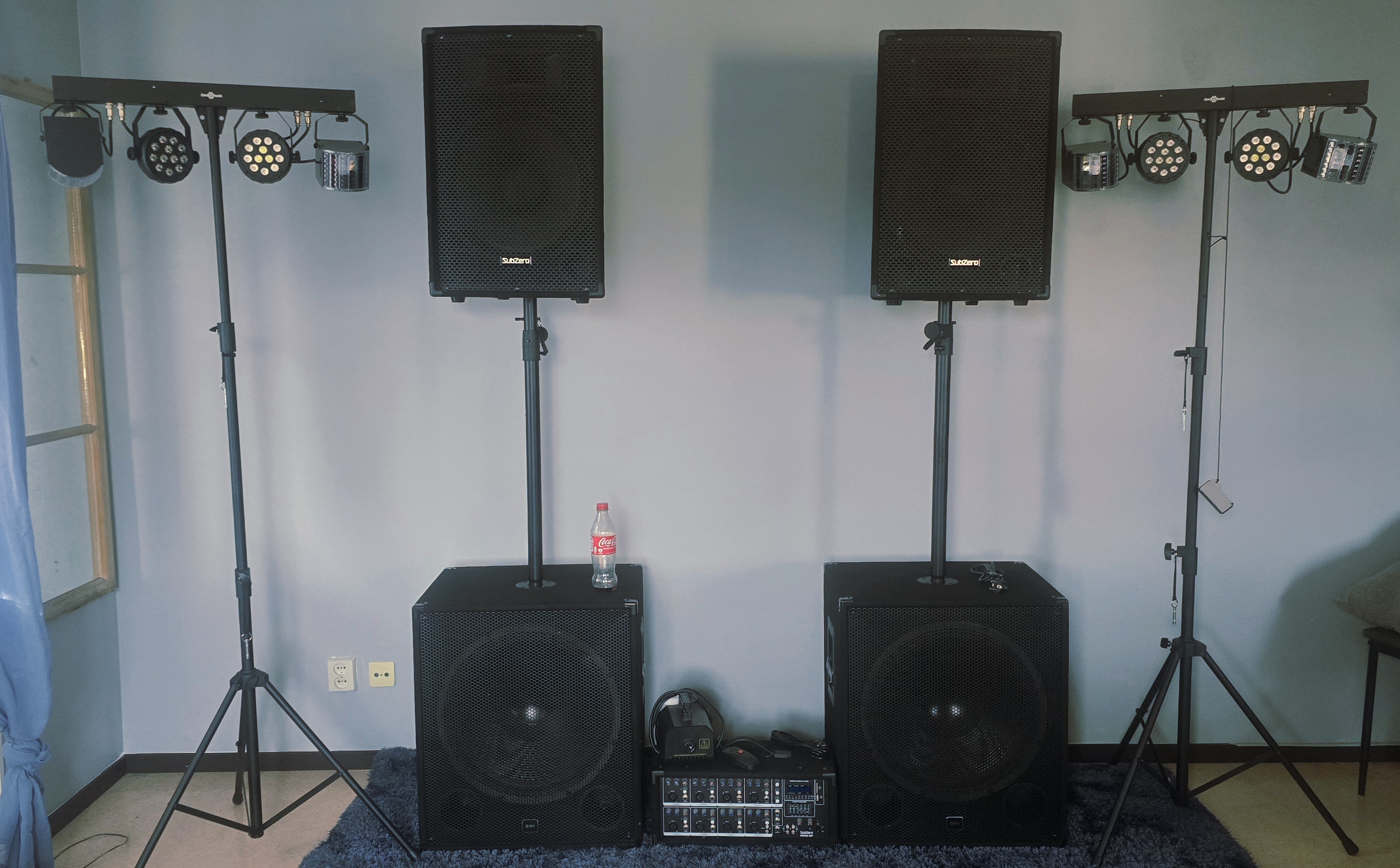 Party ljud  med bluetooth 18tums basar 15 toppar förstärkare och ljus