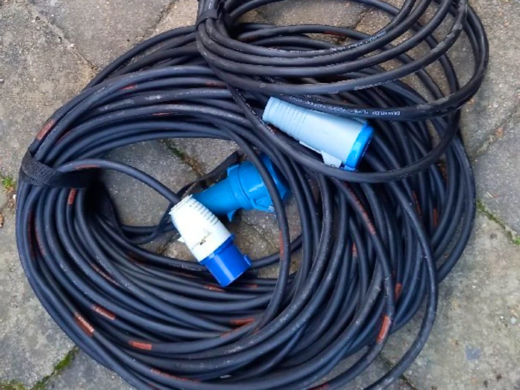 16a cee blåhandske 50m