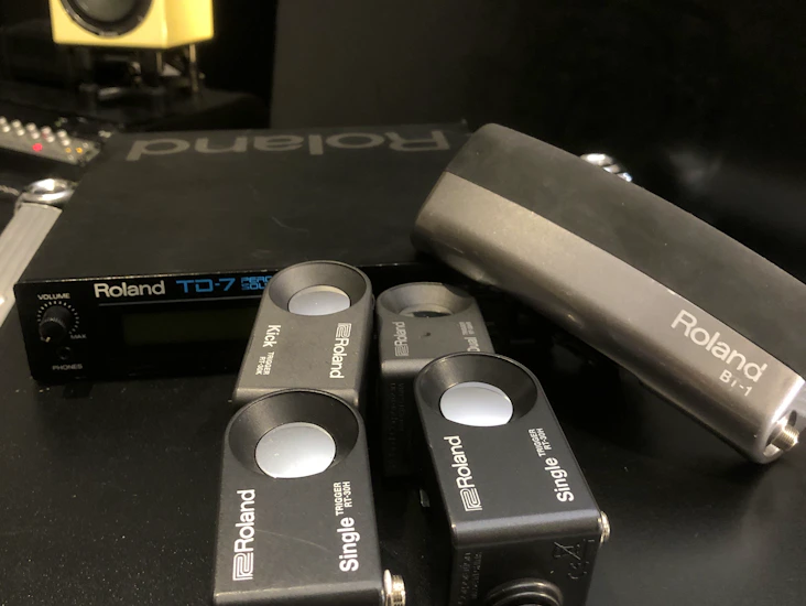 Roland drum trigger kit: rt-30k kick, rt-30hr dual, 2x rt-30h single, bt-1, td-7 midi converter