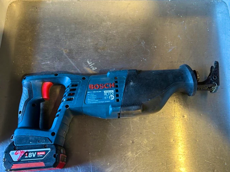 Bosch 18v bajonettsag