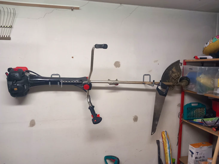 Röjsåg 50 cc, röjklinga, gräshuvud