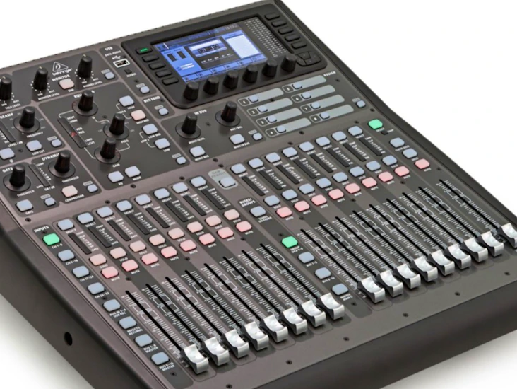 Digital mixer x32 producer