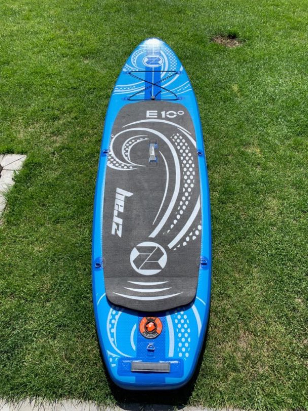 Sup zray e10”