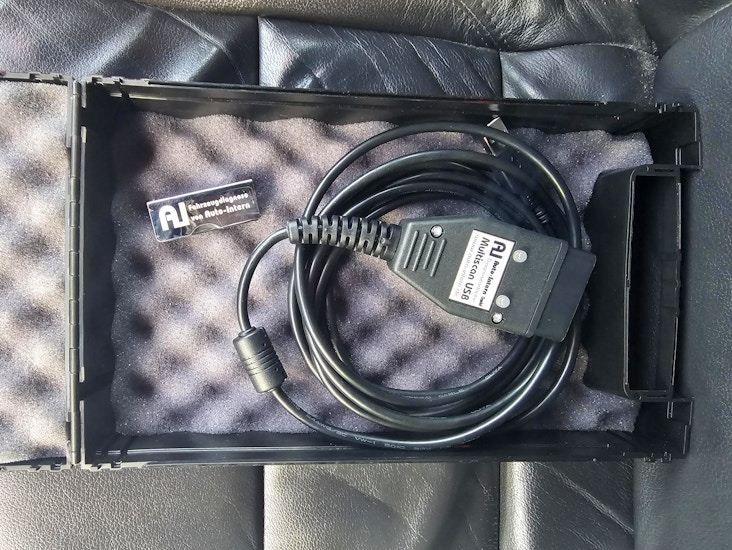 Vag-com hex-usb+can diagnostiikkatyökalu (vcds)